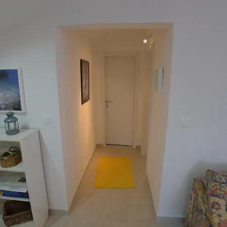 For 3 Persons In Quiet Part Of With Wi-fi, Air Conditioner And Parking Premantura